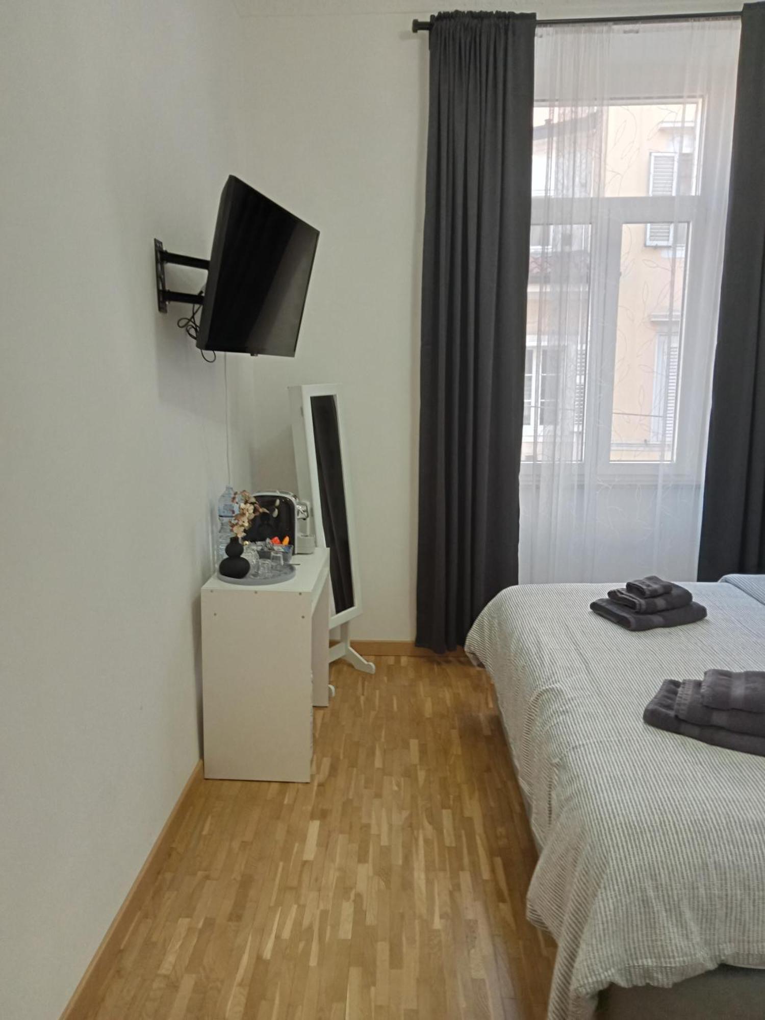 טריאסטה Fenix Rooms מראה חיצוני תמונה